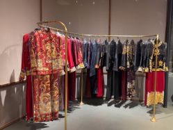 点击看大图 -藤薰定制中式嫁衣礼服旗袍店