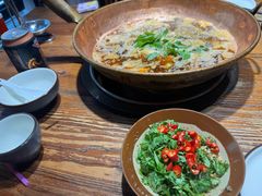 -围炉·云南铜瓢牛肉火锅(桐柏路店)