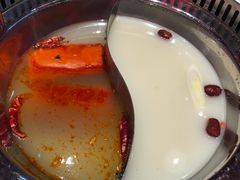 -宏姐串串香(宏伟路店)