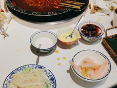 -卤校长老火锅(杨家坪直营店)