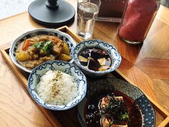 咖喱鸡套饭-良木缘咖啡西餐(优品道广场店)