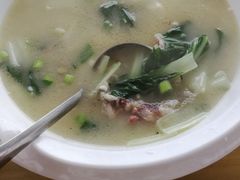 杂鱼海鲜汤-七鲜渔港美食餐厅(巽寮湾海景店)