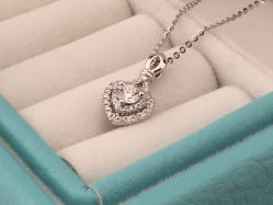 -威德钻石-克拉钻大本营(南京东路店)