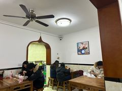大堂-刘信牛羊肉泡馍小炒(回民街店)