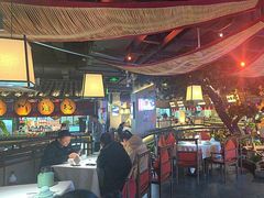-江城小馆陕南妈妈菜·全球旅行餐厅(钟楼店)