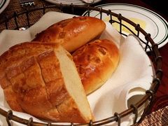 餐前包-Wolfgang’s Steakhouse 沃夫冈牛排馆(上海白玉兰广场店)