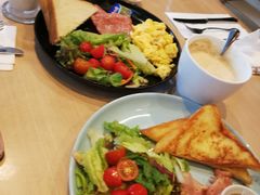 -必胜客(上海新南方商城PH店)