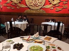 -梅龙镇酒家(南京西路总店)