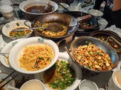 -费大厨辣椒炒肉(高铁吾悦广场店)