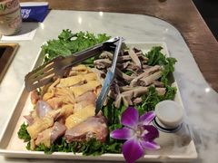 -尚尚仙·酸汤猪手·猪肚鸡火锅(华联万柳购物中心店)