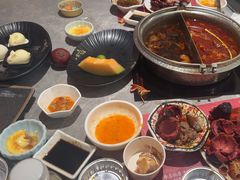 -一绪に寿喜烧(虹悦城店)