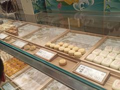 面包甜点陈列柜-泸溪河桃酥(欧尚店)