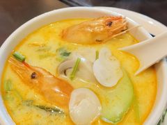 -大头虾越式风味餐厅(光明广场店)