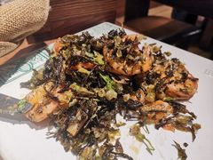 普洱茶香酥虾-云海肴·汽锅鸡·云南菜(领展购物广场·中关村店)