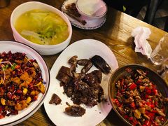 -爱啤精酿·民谣酒馆(滨江店)