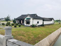 -七的湖·晚芳亭·阳澄湖农家菜·大闸蟹(莲花岛店)