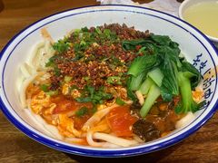 三合一棍棍面-老白家面馆(测绘东路总店)