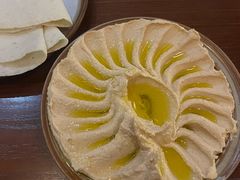 Hummus鹰嘴豆泥-Uncle Kosto科斯托·中东菜