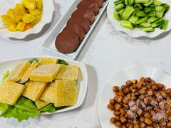 -羊家胡同·龙虾烧烤火锅(龙汇路店)