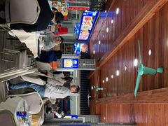 -鹏城人家海鲜酒家·23年老字号(较场尾店)