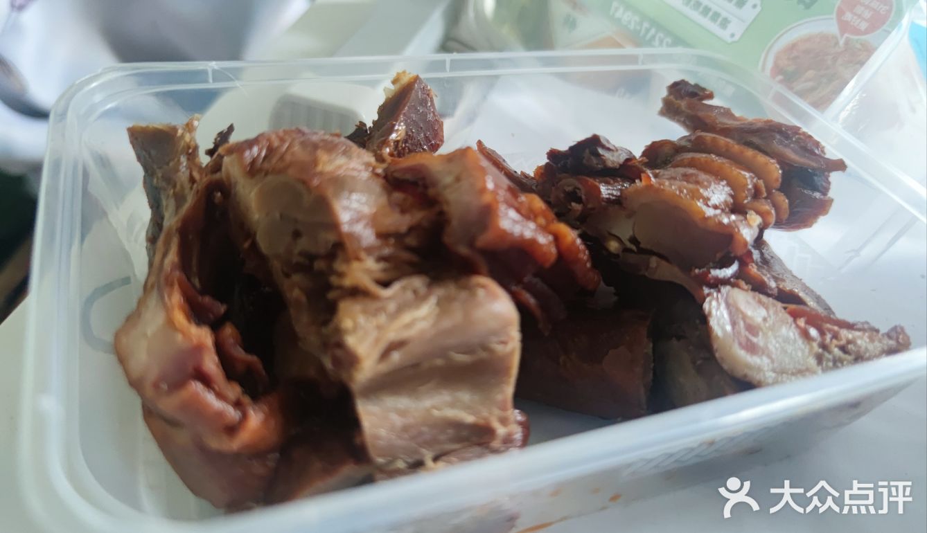 好吃的秘制猪头肉