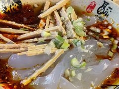 凉粉-帅府街兔头(大同古城店)