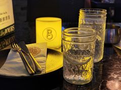 -BOURBON 玻本美式餐厅酒吧(虹桥新天地店)