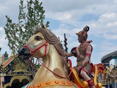 -七彩云南欢乐世界