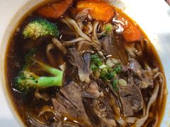 金牌私房红烧牛肉面-康师傅私房牛肉面(马泉营奥莱店)