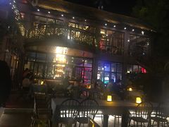 -拾光音乐餐酒吧(告庄星光夜市店)