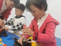 -童程童美·信息学竞赛·乐高机器人编程(昆明世纪城校区)
