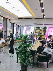 -藤野造型烫染·漂发