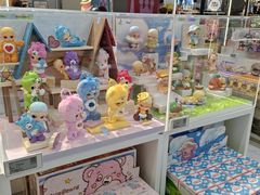 -泡泡玛特POPMART(侨福芳草地店)