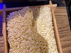 -尚尚仙·酸汤猪手·猪肚鸡火锅(华联万柳购物中心店)