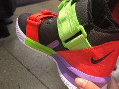 -NIKE上海青浦优选体验店