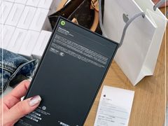 -Apple零售店(济南恒隆广场店)