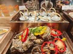 -雍容荟帝王蟹活龙虾展台自助(IFS黑金店)