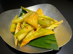 酸嘢芒果-Ameigo梅果·云贵川bistro(长宁来福士店)