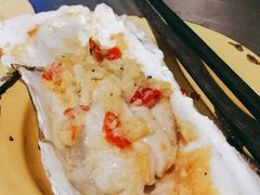 -马路牙子烧烤音乐酒馆(望京店)