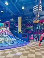 -欧酷世界动力星球(王府井奥莱UP TOWN店)