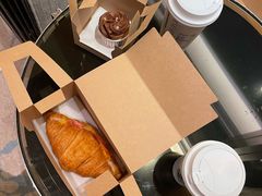 -星巴克臻选(南京金茂览秀城店)