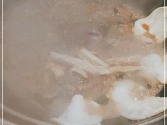 -三里屯土灶炖公鸡地锅鸡(江东店)