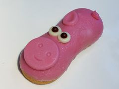 小猪草莓泡芙-星巴克(洛阳中州路王府井店)