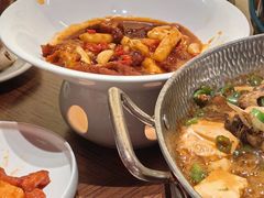 -晏遇江城·湖北烧菜王(武昌万象城店)