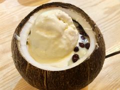 榴莲椰皇雪山-东记甜品(佛山总店)