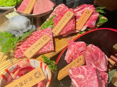 -铭牛烧肉·和牛海鲜自助(高新月牙湖店)