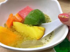 -佰搭果·广式茶餐厅(西华路店)