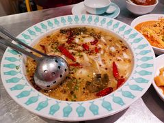 -姚姚酸菜鱼·金戈戈香港豉油鸡(喜荟城联名店)