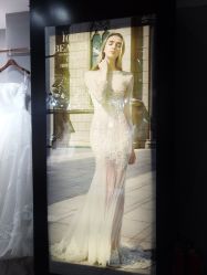 -艾米丽婚纱礼服