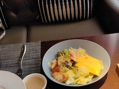 -卡普里披萨·牛扒·下午茶